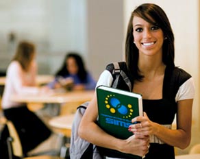 необходим хороший преподаватель итальянского языка